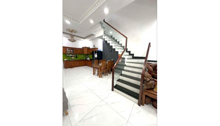 Đẹp Lung Linh 3 Tầng Hẻm Xe Tải 67m2_4.5x15m Quốc Lộ 13 Hiệp Bình Phước Thủ Đức Chỉ 8,3 tỷ